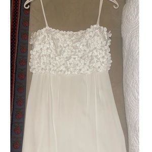 🌸 Ritmo di Perla Gorgeous Flower Embellished Mini Dress